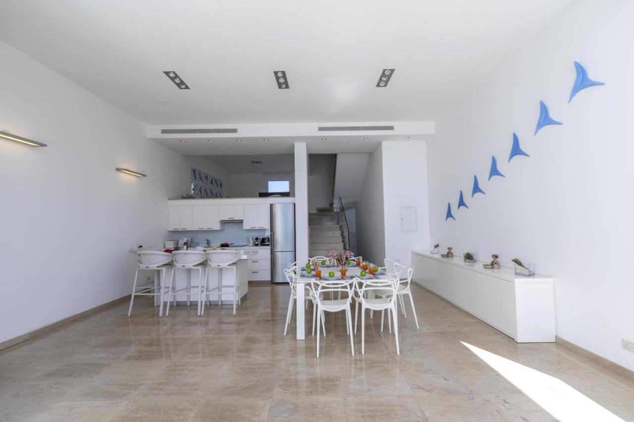 Protaras Villa Kalena Seafront Exterior photo